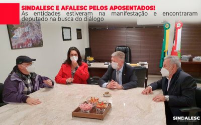 As entidades estiveram na manifestação e encontraram deputado na busca do diálogo