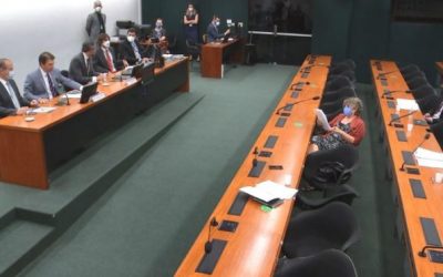 Na pessão contra PEC 32