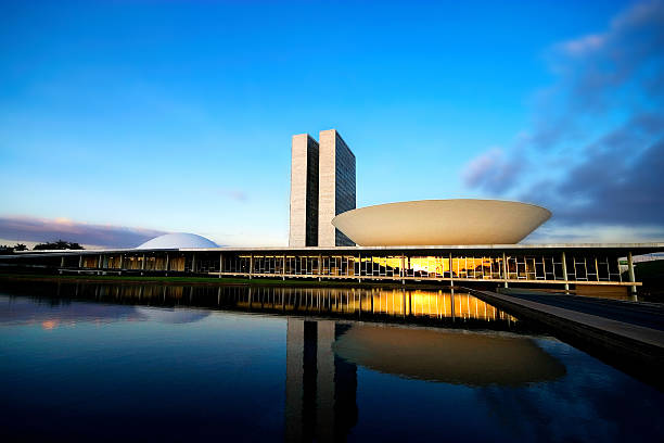 Pressione os Deputados! Juntos, podemos conquistar mais apoio para o fim dos 14% dos aposentados!